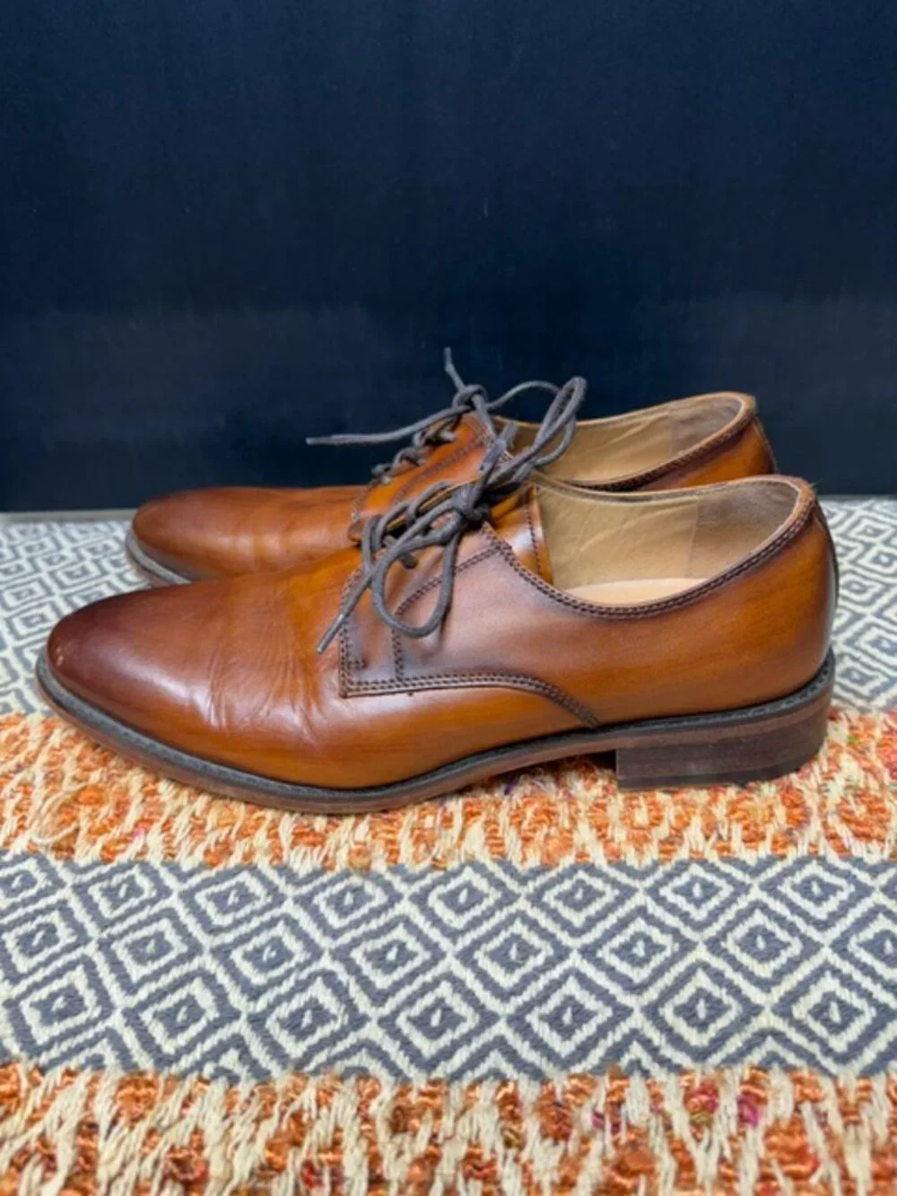 La Milano Oxfords Men's Size 9